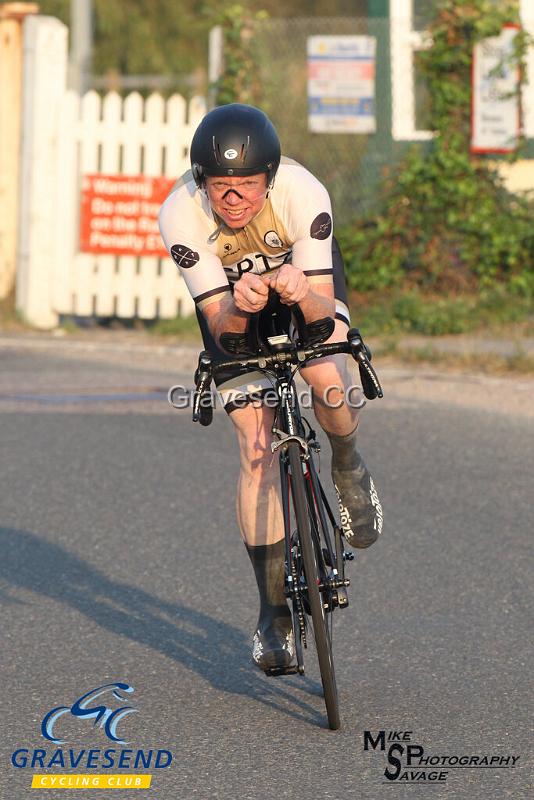 20190827-0111.jpg - PRTZ CC Rider Ross Prielipp at GCC Evening 10 Time Trial 27-August-2019.  Course Q10/24 Isle of Grain, Kent.