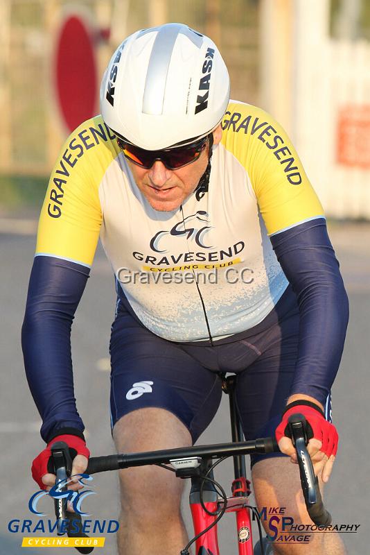 20190827-0191.jpg - GCC Rider Mike Harrington at GCC Evening 10 Time Trial 27-August-2019.  Course Q10/24 Isle of Grain, Kent.