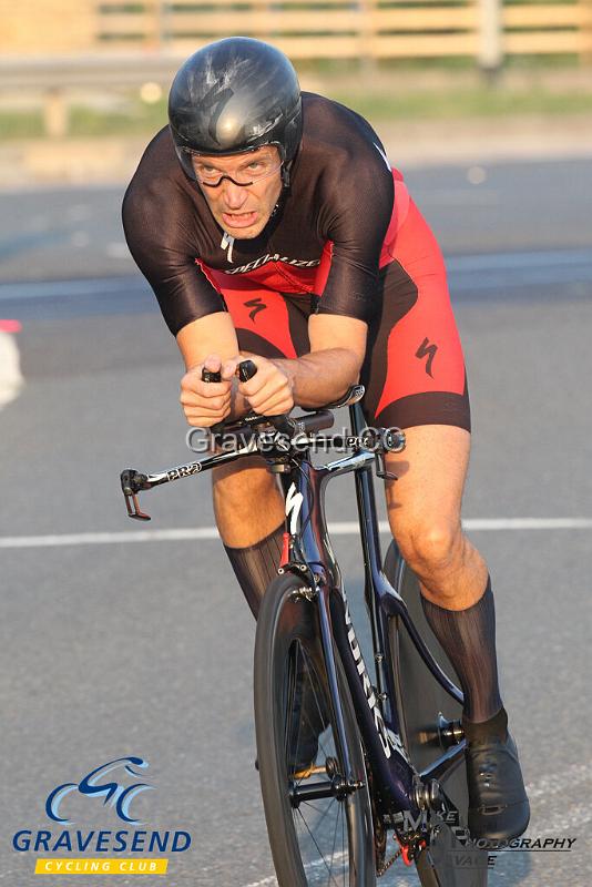 20190827-0223.jpg - GCC Rider Martin Jessup at GCC Evening 10 Time Trial 27-August-2019.  Course Q10/24 Isle of Grain, Kent.