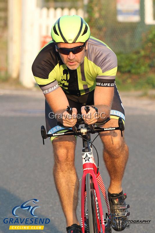 20190827-0235.jpg - Swale Tri Rider Chris Jessup at GCC Evening 10 Time Trial 27-August-2019.  Course Q10/24 Isle of Grain, Kent.