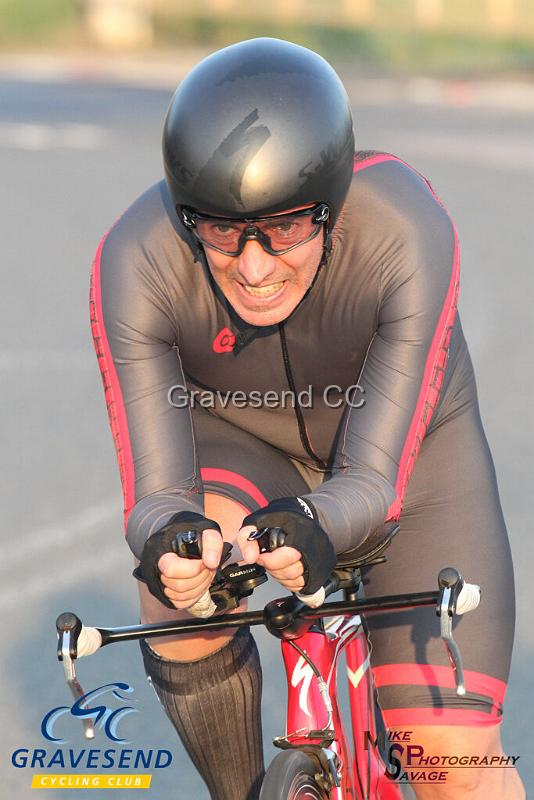 20190827-0259.jpg - Wigmore CC Rider Antony Bee at GCC Evening 10 Time Trial 27-August-2019.  Course Q10/24 Isle of Grain, Kent.