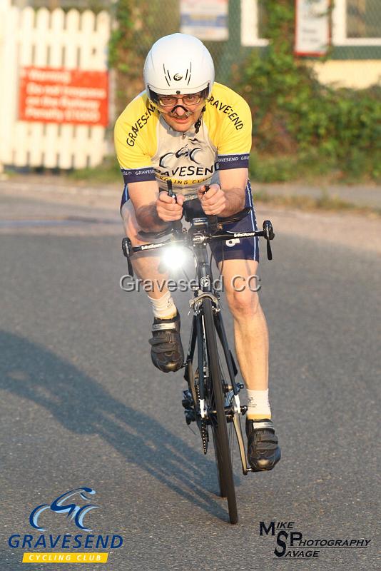 20190827-0274.jpg - GCC Rider Dave Barnes at GCC Evening 10 Time Trial 27-August-2019.  Course Q10/24 Isle of Grain, Kent.