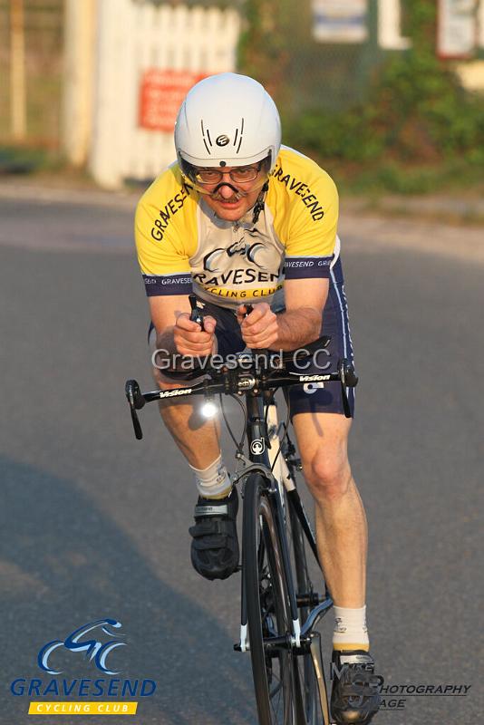 20190827-0279.jpg - GCC Rider Dave Barnes at GCC Evening 10 Time Trial 27-August-2019.  Course Q10/24 Isle of Grain, Kent.
