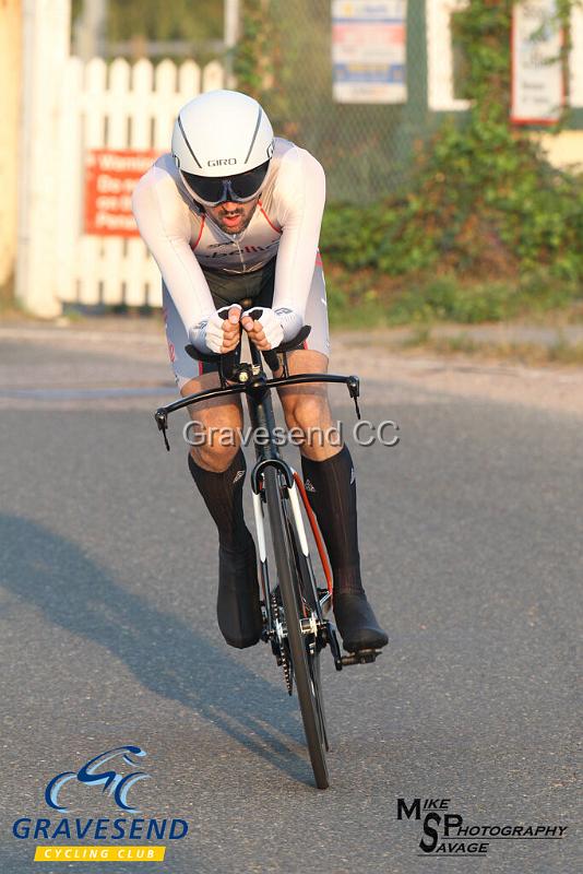 20190827-0328.jpg - Abellio SFA RT Rider Richard Jones at GCC Evening 10 Time Trial 27-August-2019.  Course Q10/24 Isle of Grain, Kent.