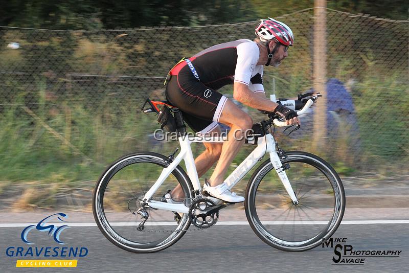 20190827-0395.jpg - Medway Tri Rider Mark Laing at GCC Evening 10 Time Trial 27-August-2019.  Course Q10/24 Isle of Grain, Kent.