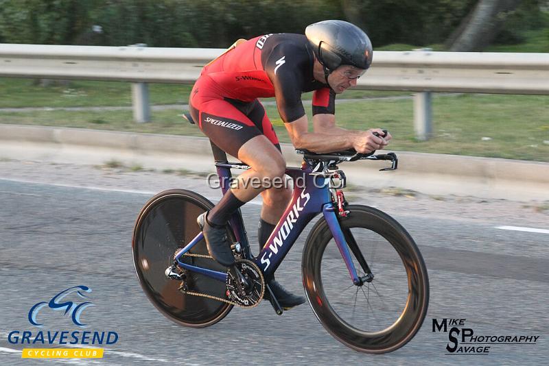20190827-0454.jpg - GCC Rider Martin Jessup at GCC Evening 10 Time Trial 27-August-2019.  Course Q10/24 Isle of Grain, Kent.