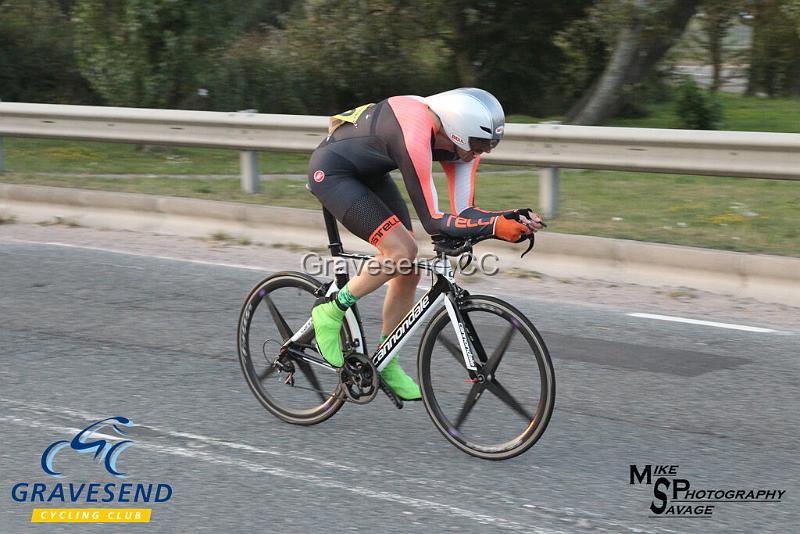 20190827-0627.jpg - Wigmore CC Rider David Bishop at GCC Evening 10 Time Trial 27-August-2019.  Course Q10/24 Isle of Grain, Kent.