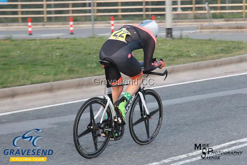 20190827-0633.jpg - Wigmore CC Rider David Bishop at GCC Evening 10 Time Trial 27-August-2019.  Course Q10/24 Isle of Grain, Kent.