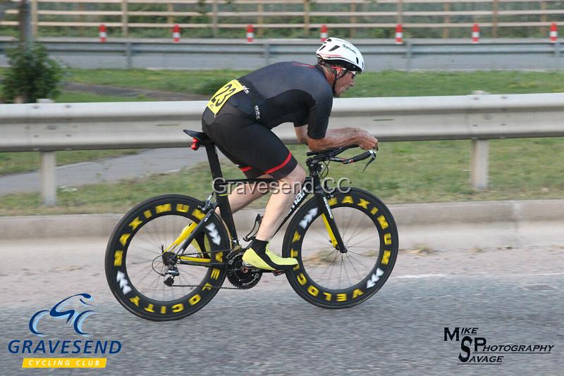 20190827-0648.jpg - VTTA Kent Rider Mike Hawkins at GCC Evening 10 Time Trial 27-August-2019.  Course Q10/24 Isle of Grain, Kent.